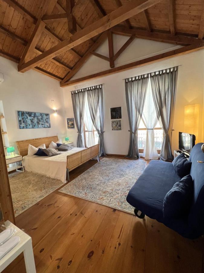 קליארי Studio Apartments Centro Storico Via Manno מראה חיצוני תמונה
