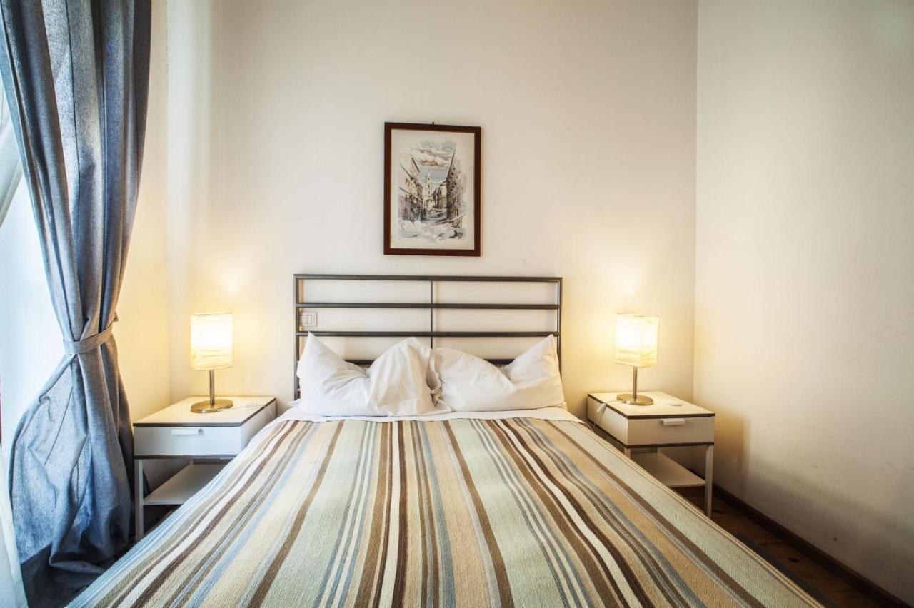 קליארי Studio Apartments Centro Storico Via Manno מראה חיצוני תמונה