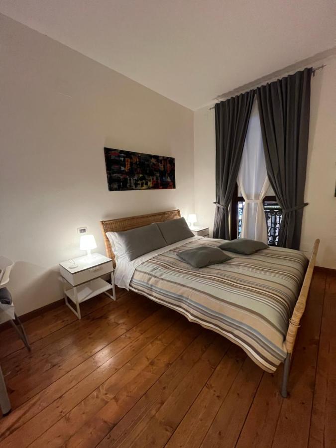 קליארי Studio Apartments Centro Storico Via Manno מראה חיצוני תמונה
