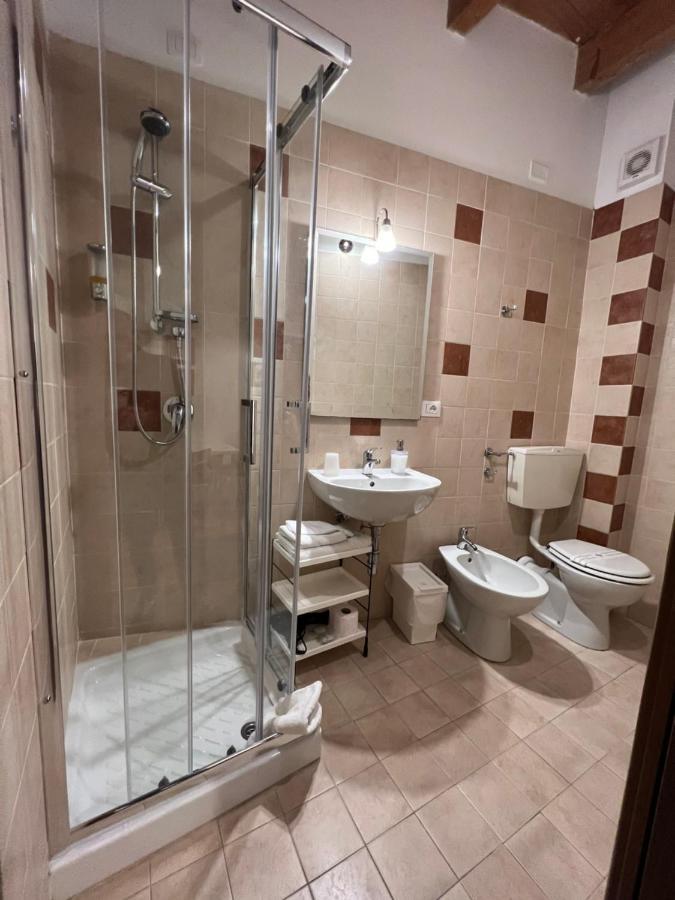קליארי Studio Apartments Centro Storico Via Manno מראה חיצוני תמונה
